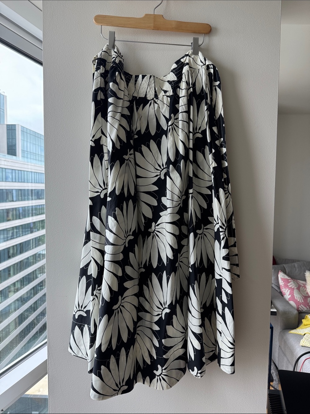 FARM Rio Black and White Banana skirt